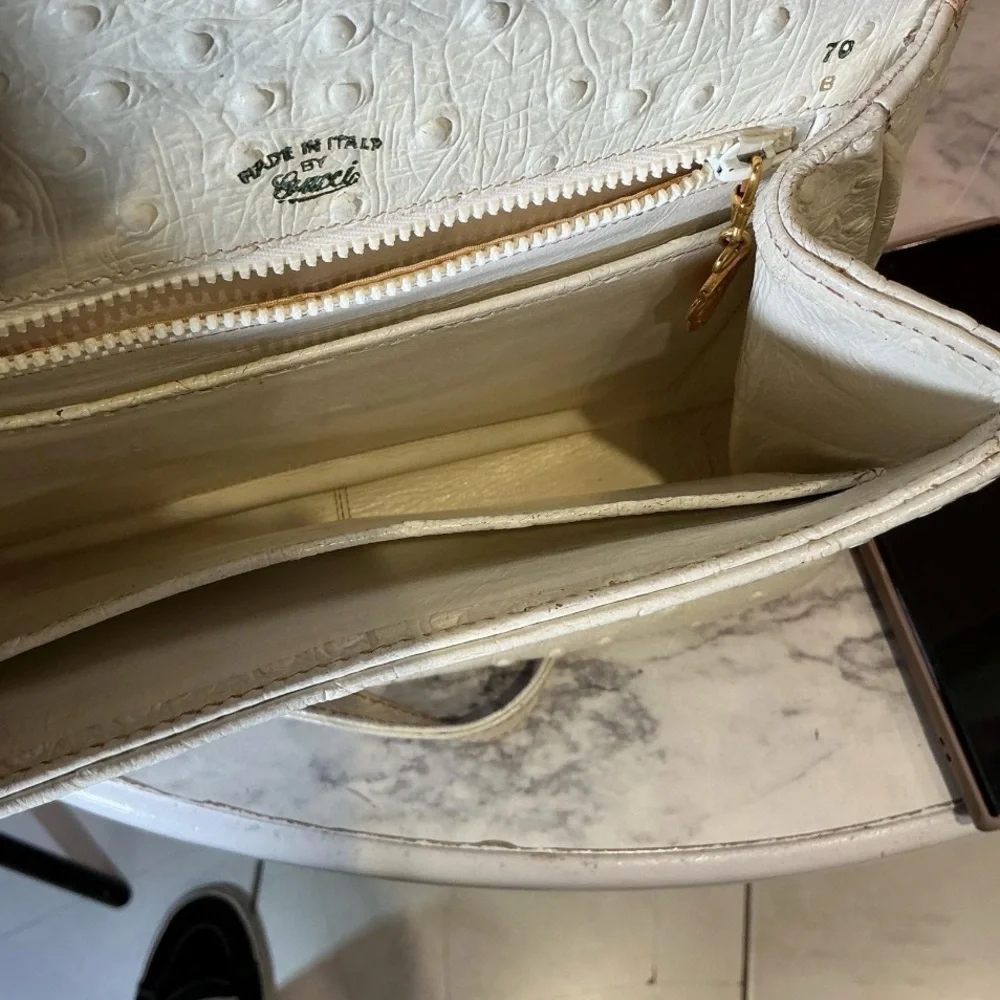Vintage 1960s Gucci Ostrich White Leather Shoulder Bag - Picture 4 of 6